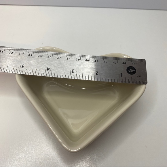 Retired Longaberger Heart Ramekin Sweetheart Dish Ivory #39756 USA Oven Safe - Picture 5 of 6